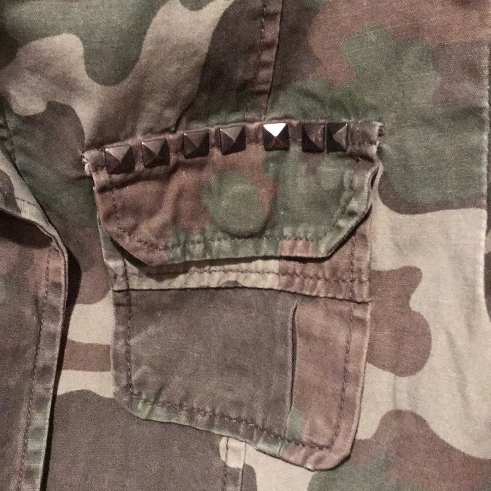 Army Cargo Jacket - Picture 2 of 4